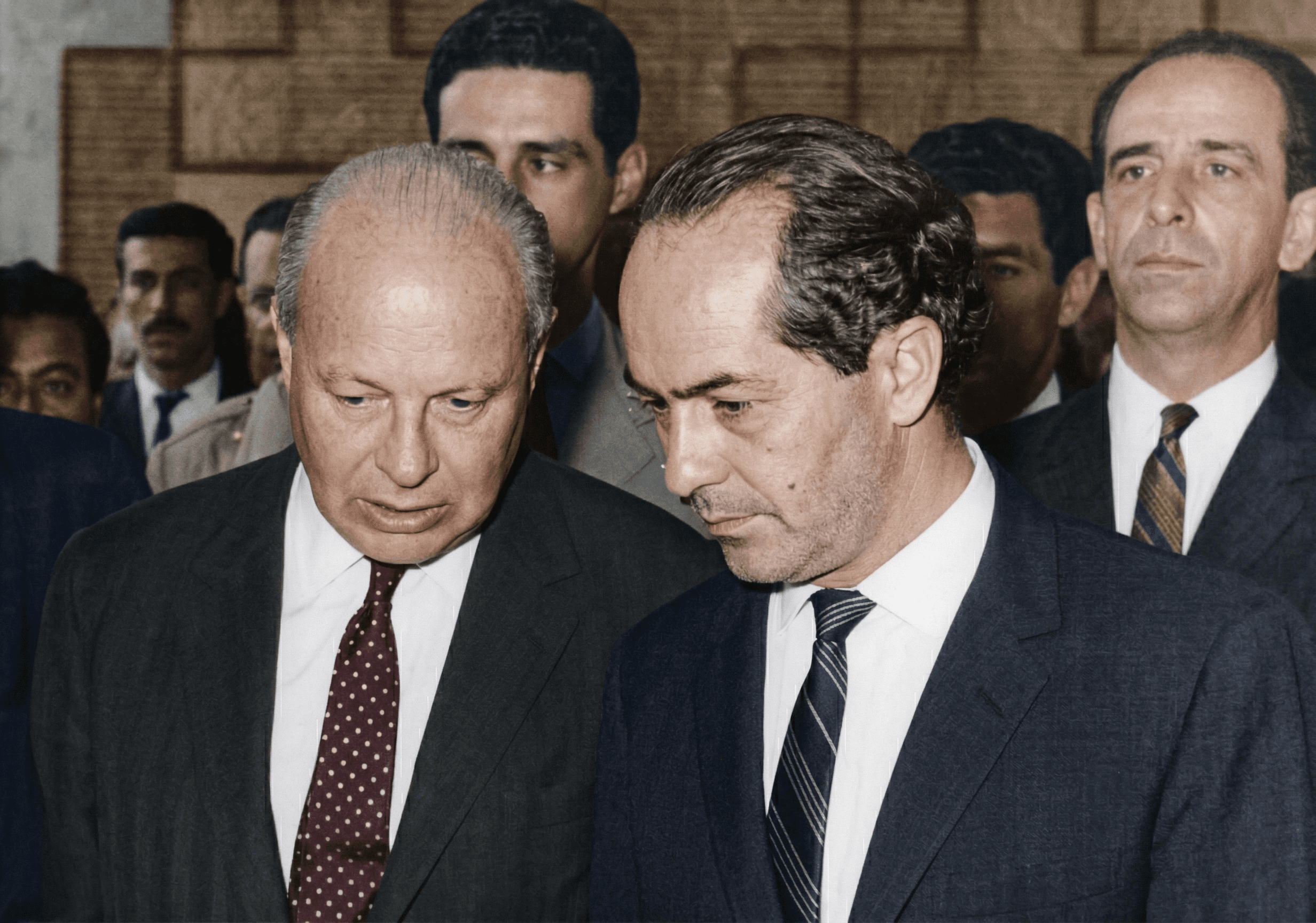 Con el Presidente Carlos Lleras Restrepo — fotografía a color