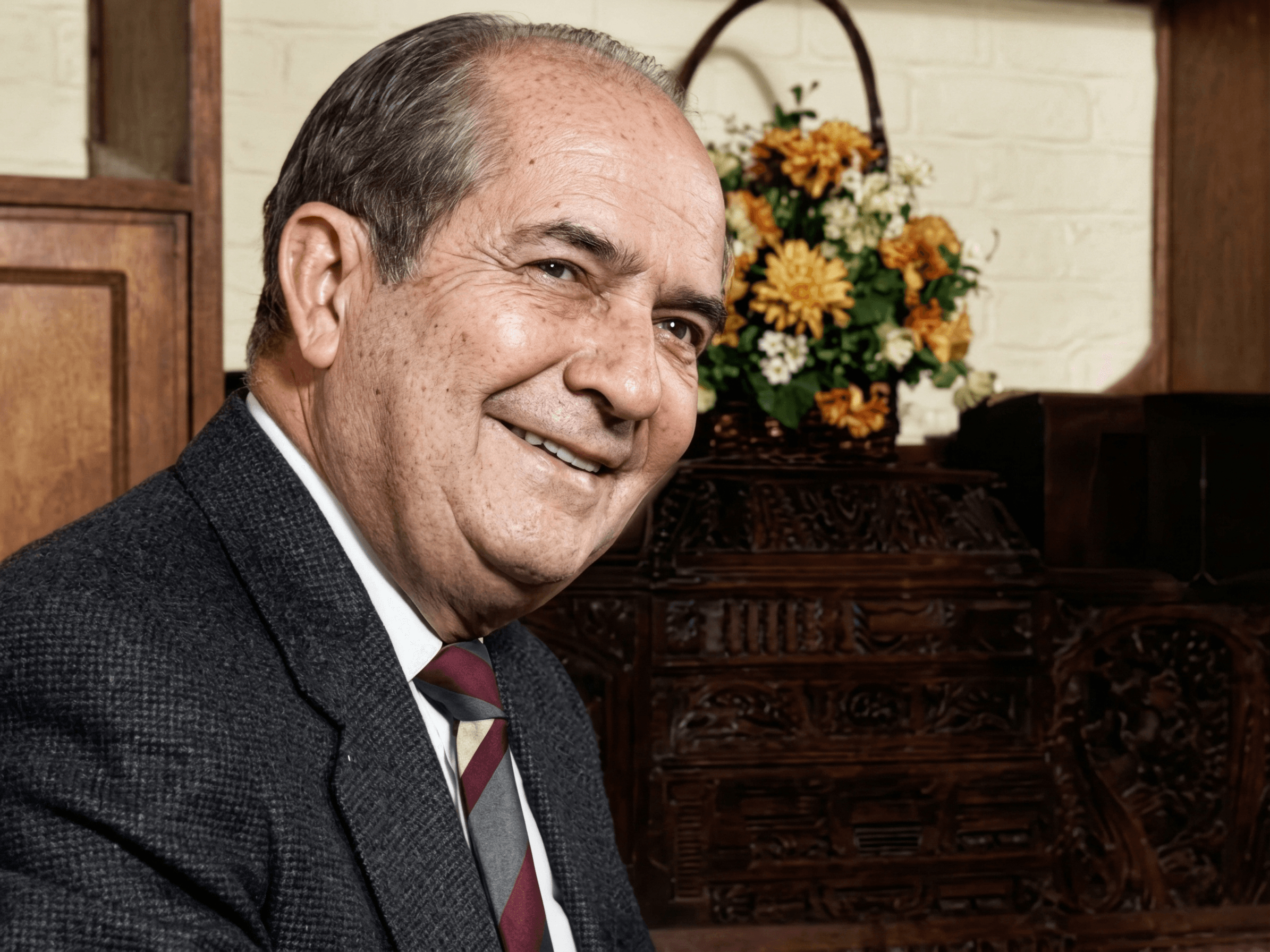 Retrato en color — Jaime R. Echavarría